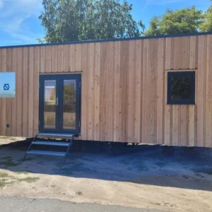 Rimorchio Mobile 20 Piedi x 8 – Casa Polivalente ed Ecologica