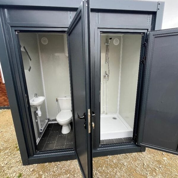 Cabina Sanitaria Modulare DUO – WC e Doccia Separati (2,2×1,2m)