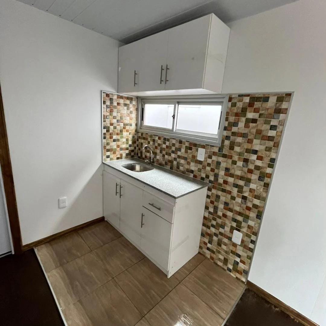 Casa Modulare 20′ High Cube – Design Effetto Legno - immagine 5
