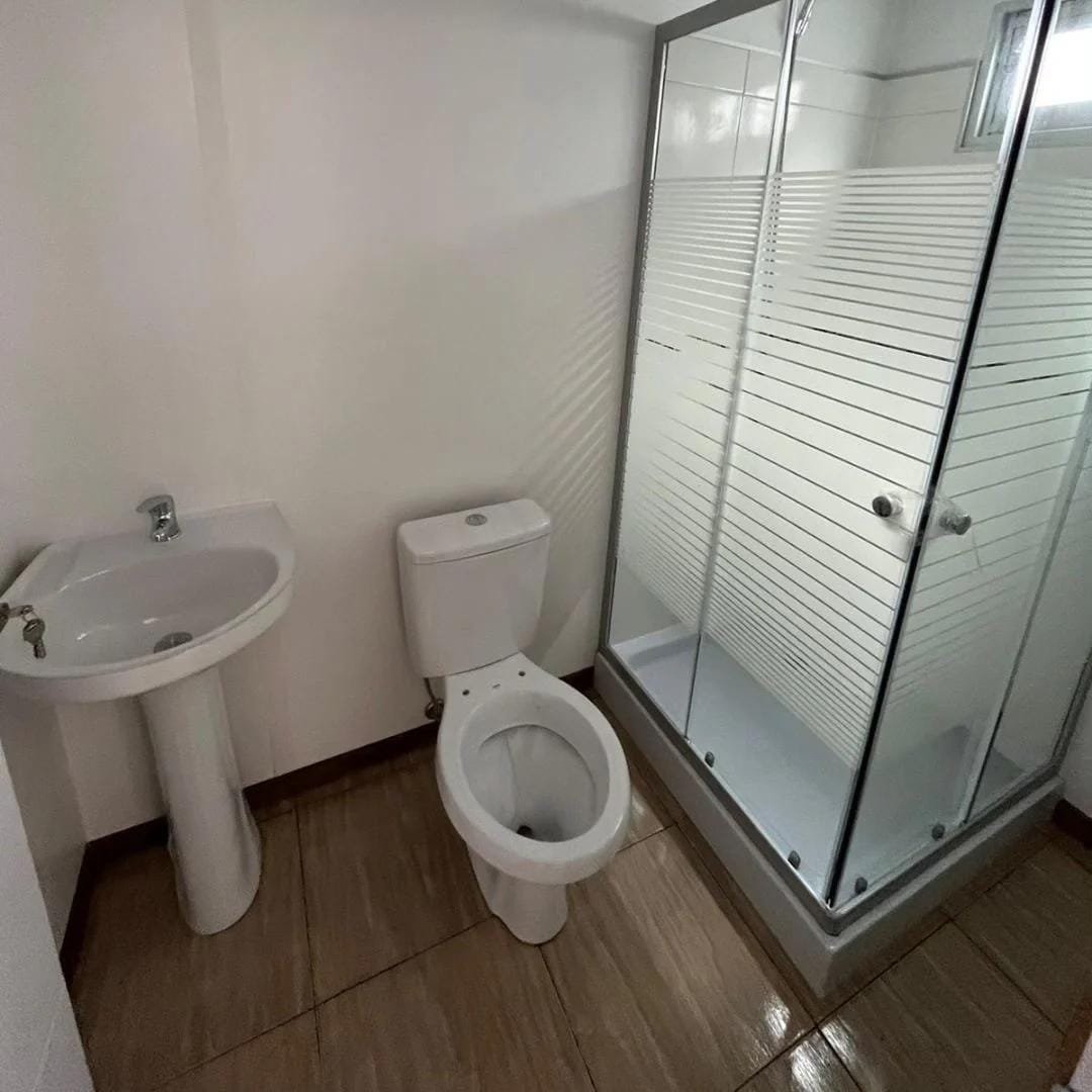 Casa Modulare 20′ High Cube – Design Effetto Legno - immagine 8