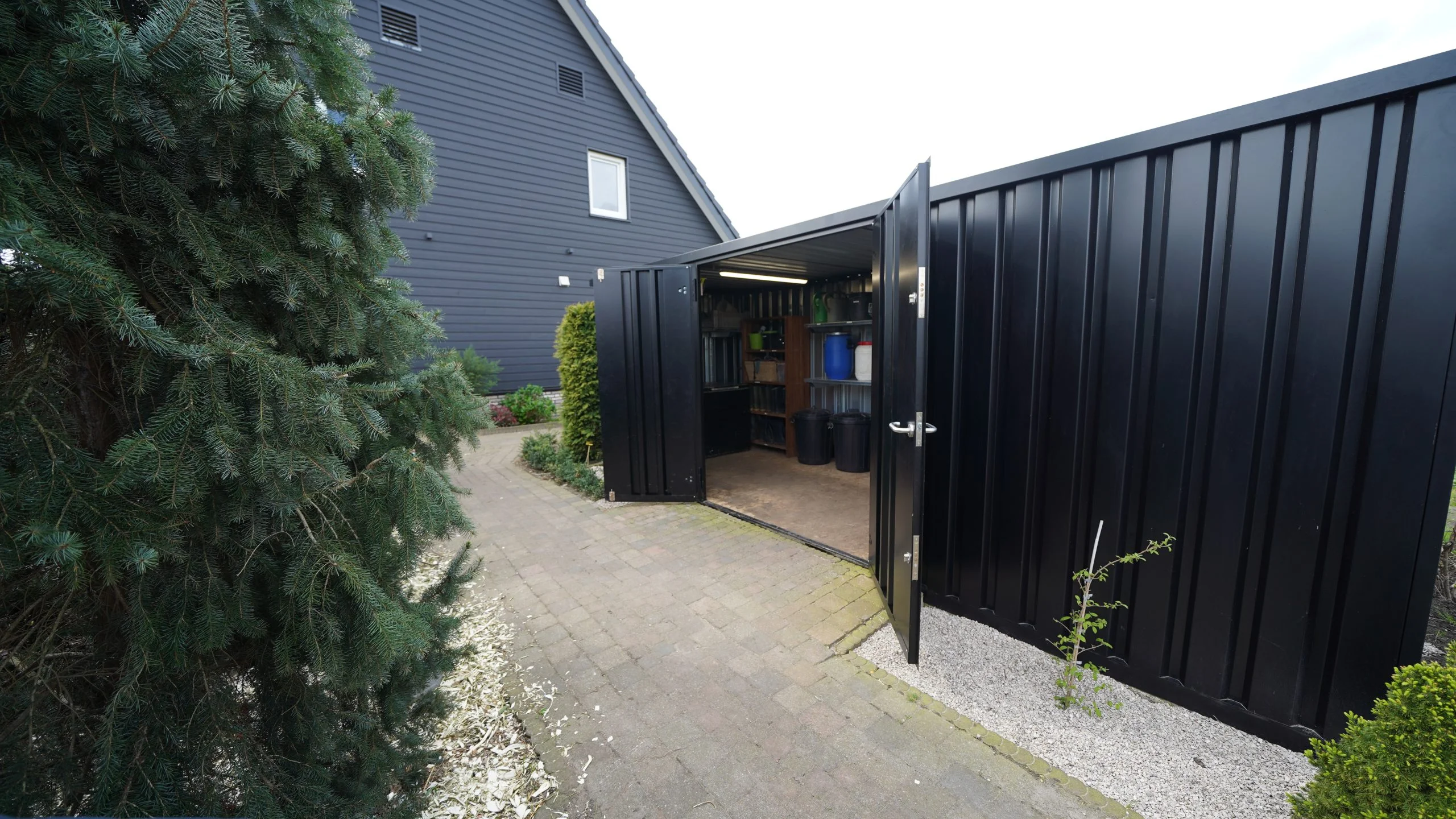 Container Smontabile 6x2m con Accesso Laterale – Nero Intenso - immagine 4