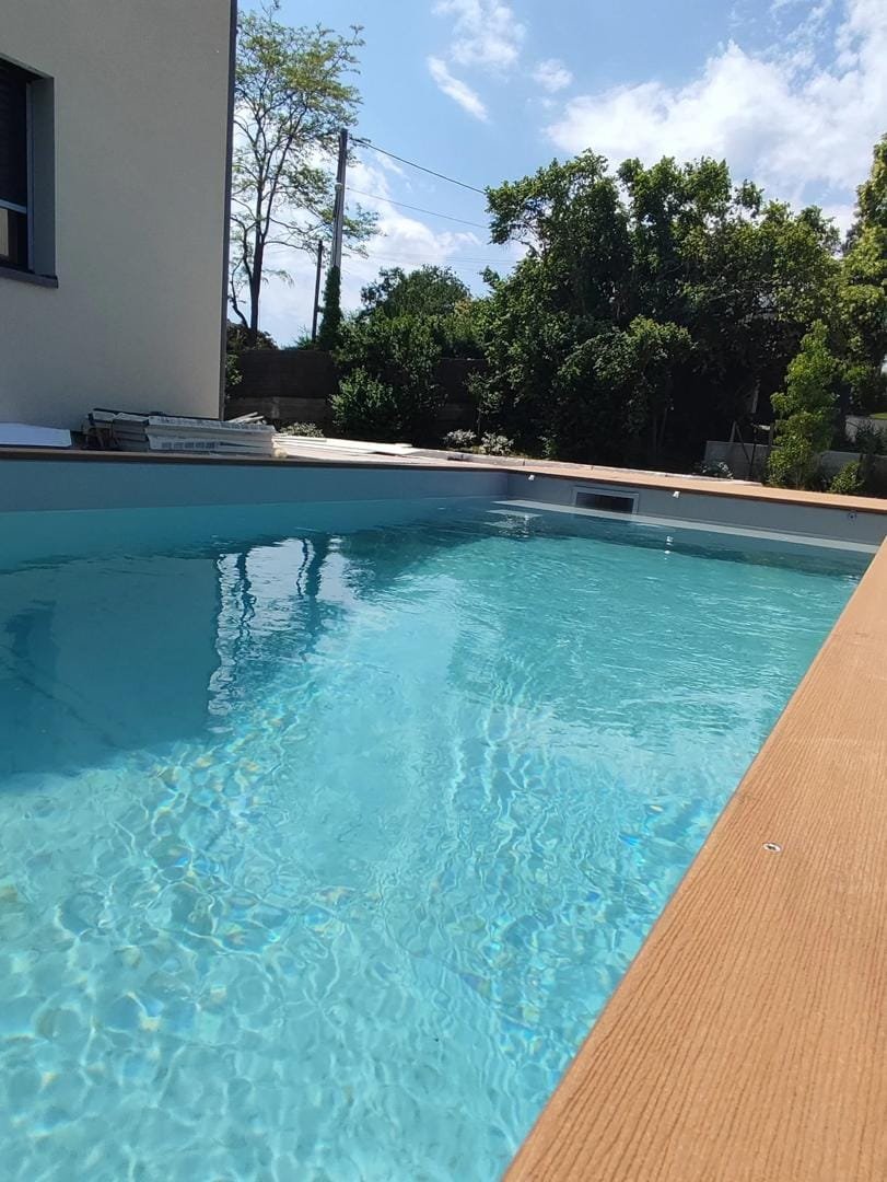 Piscina Container 15′ – Design Compatto e Modulare - immagine 3
